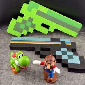 Lot 4 Toys McDonalds Happy Meal Nintendo Mario & Yoshi and 2 Pixel Foam Guns